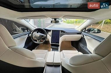 Лифтбек Tesla Model S 2018 в Киеве фото 8 Лифтбек Tesla Model S 2018 в Киеве