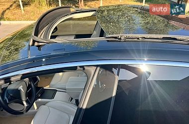 Лифтбек Tesla Model S 2018 в Киеве фото 28 Лифтбек Tesla Model S 2018 в Киеве