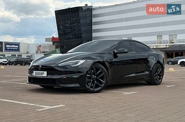 Tesla Model S  2022
