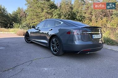 Tesla Model S  2013