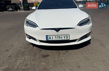 Tesla Model S  2018