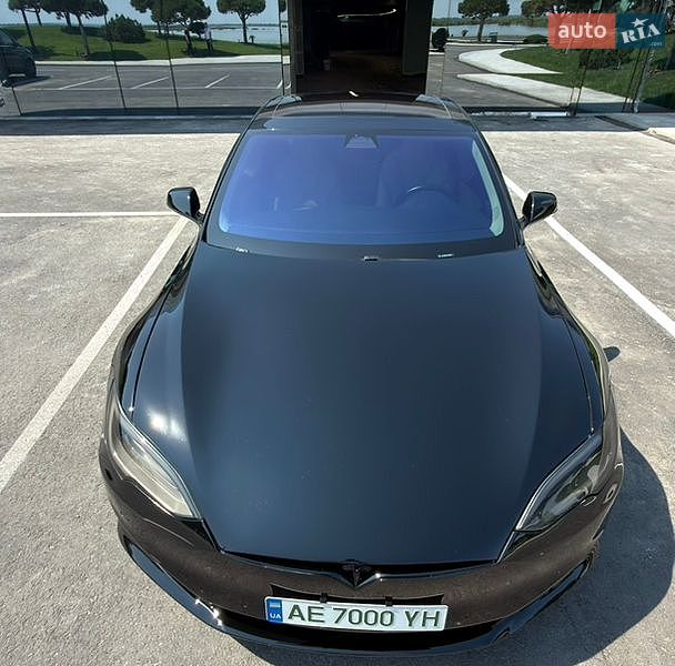 Лифтбек Tesla Model S 2018 в Днепре