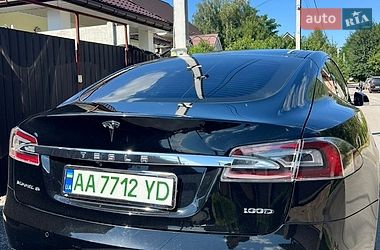 Лифтбек Tesla Model S 2018 в Киеве фото 4 Лифтбек Tesla Model S 2018 в Киеве