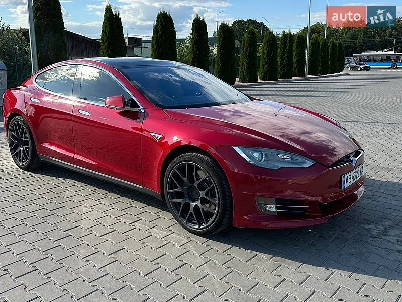 Tesla Model S