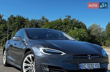 Tesla Model S  2016