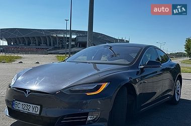Лифтбек Tesla Model S 2016 в Львове фото 3 Лифтбек Tesla Model S 2016 в Львове