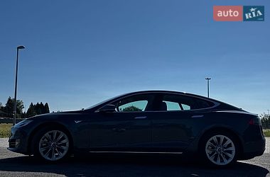 Лифтбек Tesla Model S 2016 в Львове фото 4 Лифтбек Tesla Model S 2016 в Львове