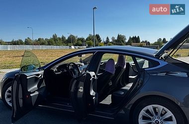 Лифтбек Tesla Model S 2016 в Львове фото 13 Лифтбек Tesla Model S 2016 в Львове