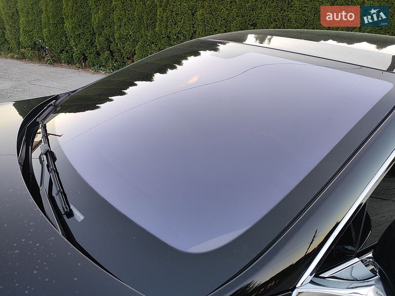 Лифтбек Tesla Model S 2013 в Шептицькому