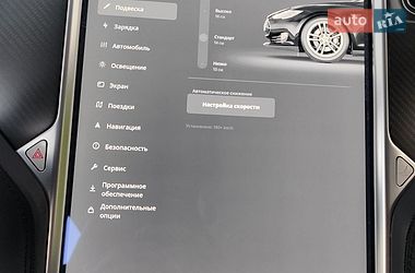 Лифтбек Tesla Model S 2013 в Шептицькому