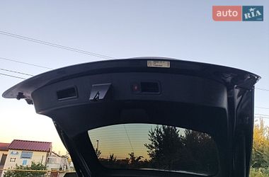 Лифтбек Tesla Model S 2013 в Шептицькому