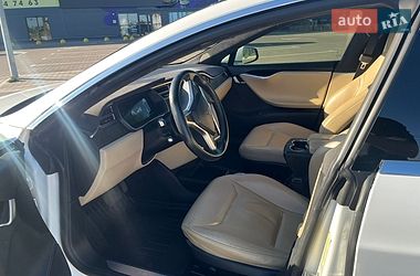 Ліфтбек Tesla Model S 2015 в Києві