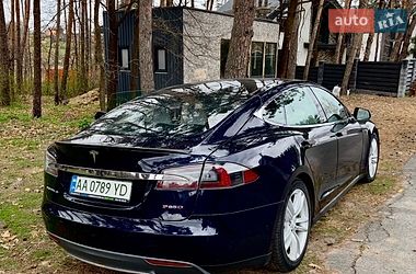 Лифтбек Tesla Model S 2014 в Ирпене