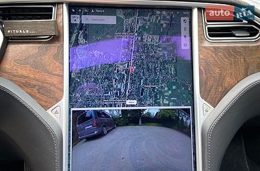 Ліфтбек Tesla Model S 2017 в Чернівцях