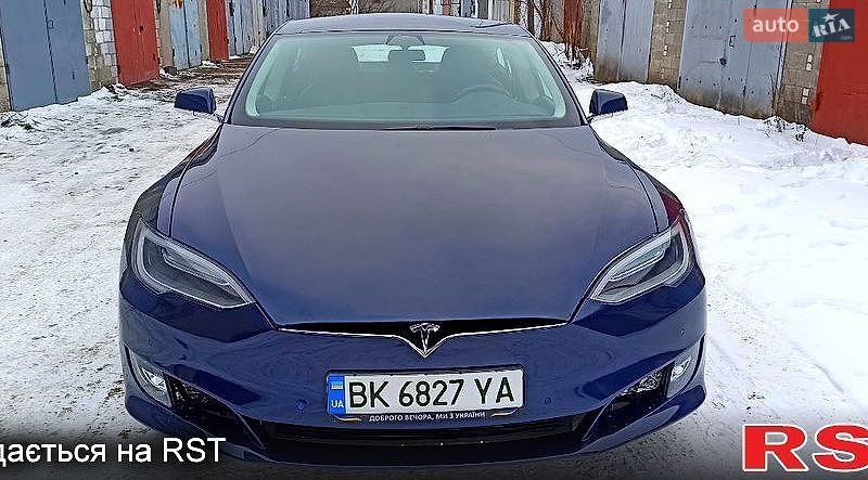 Tesla Model S 2016