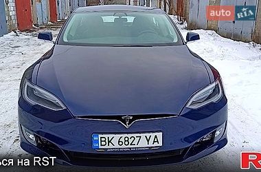 Tesla Model S  2016