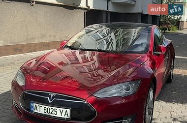 Лифтбек Tesla Model S 2013 в Ивано-Франковске