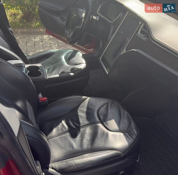 Лифтбек Tesla Model S 2013 в Ивано-Франковске