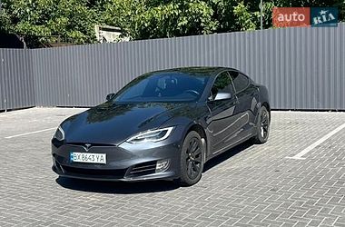 Tesla Model S 2017