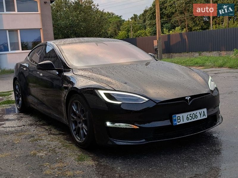 Лифтбек Tesla Model S 2021 в Миргороде