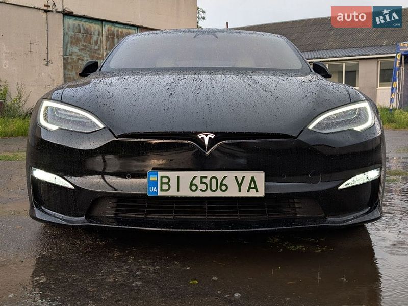 Лифтбек Tesla Model S 2021 в Миргороде