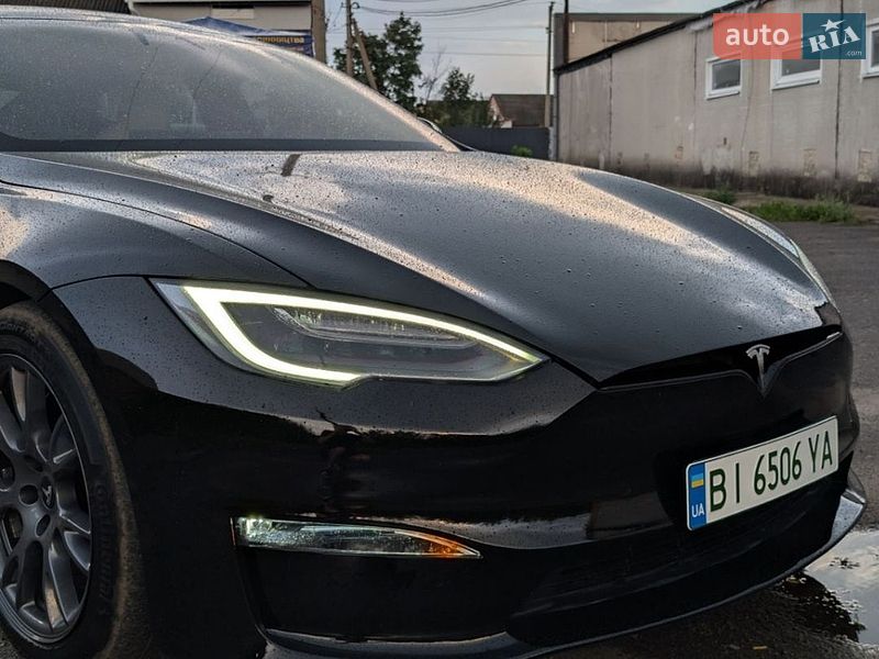 Лифтбек Tesla Model S 2021 в Миргороде