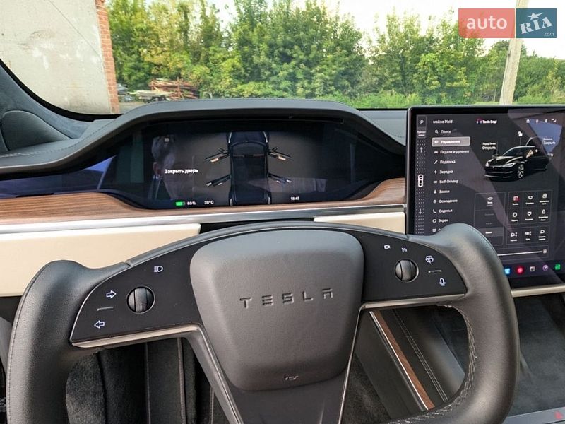 Лифтбек Tesla Model S 2021 в Миргороде