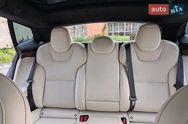 Лифтбек Tesla Model S 2021 в Миргороде
