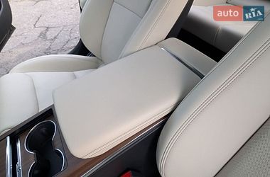Лифтбек Tesla Model S 2021 в Миргороде