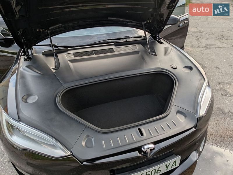 Лифтбек Tesla Model S 2021 в Миргороде