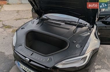 Лифтбек Tesla Model S 2021 в Миргороде