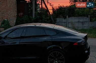Лифтбек Tesla Model S 2021 в Миргороде