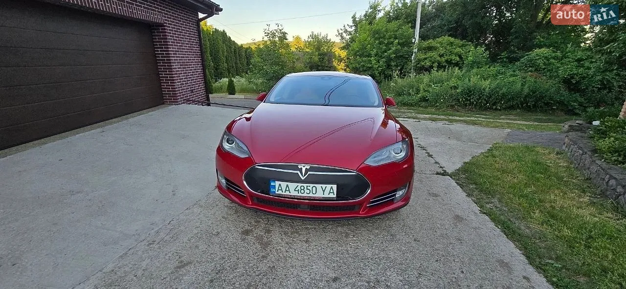 2015 Tesla Model S - мініатюра 2
