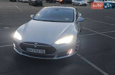 Tesla Model S  2012