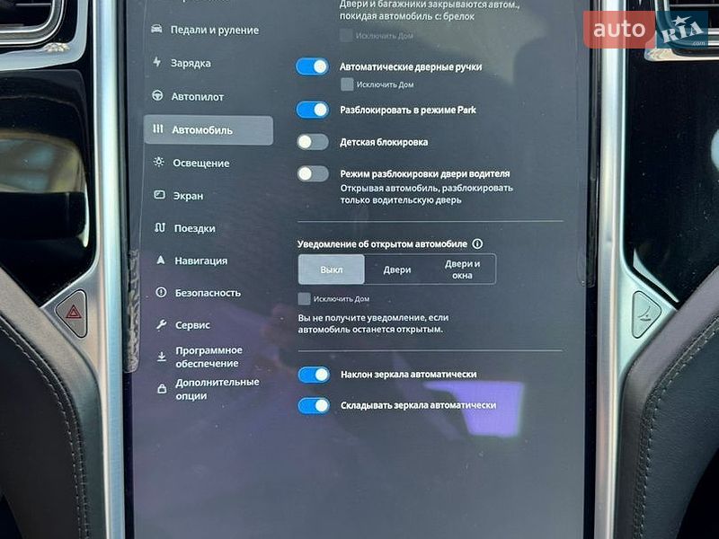 Ліфтбек Tesla Model S 2016 в Києві