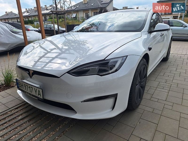Tesla Model S 2022