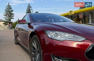 Лифтбек Tesla Model S 2013 в Коростышеве