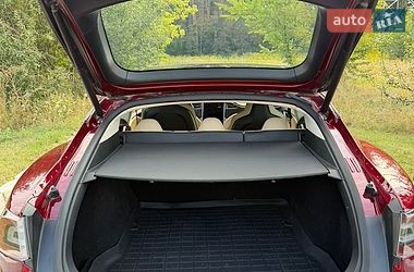 Лифтбек Tesla Model S 2013 в Коростышеве