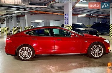 Лифтбек Tesla Model S 2013 в Одессе