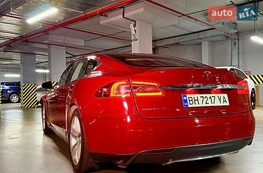 Лифтбек Tesla Model S 2013 в Одессе