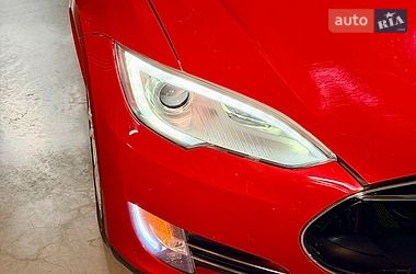 Лифтбек Tesla Model S 2013 в Одессе