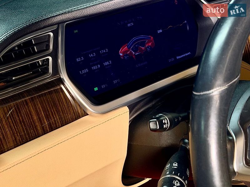 Лифтбек Tesla Model S 2013 в Одессе