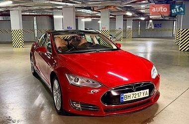 Лифтбек Tesla Model S 2013 в Одессе
