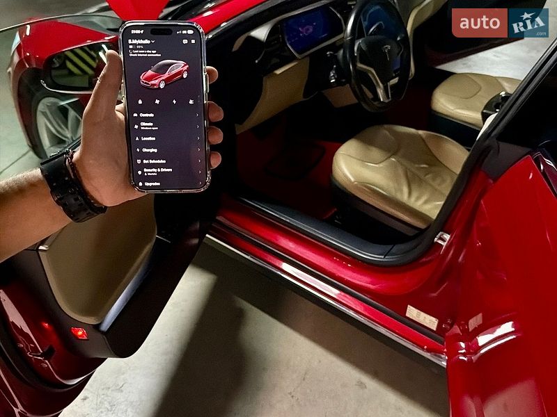Лифтбек Tesla Model S 2013 в Одессе