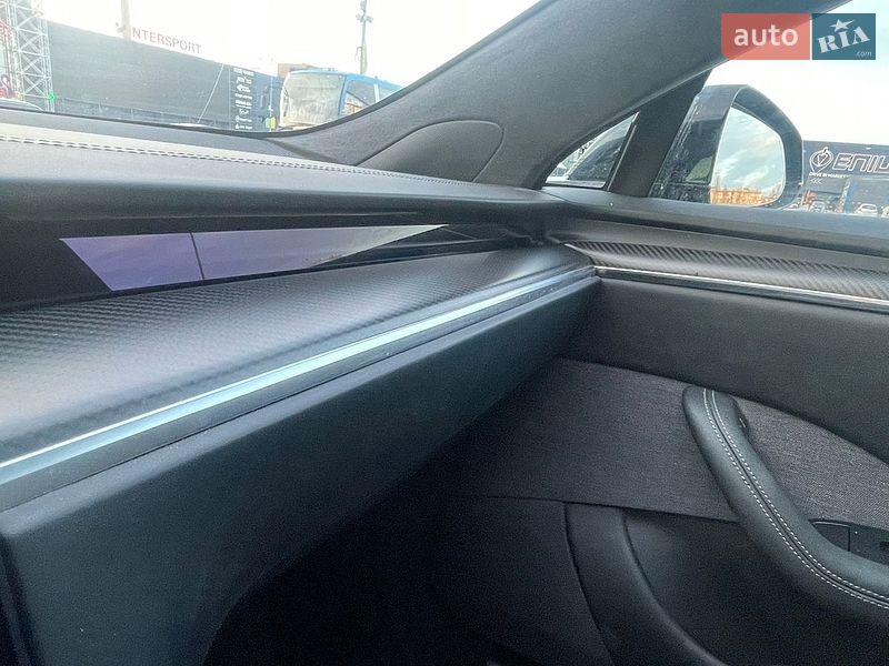 Ліфтбек Tesla Model S 2022 в Києві