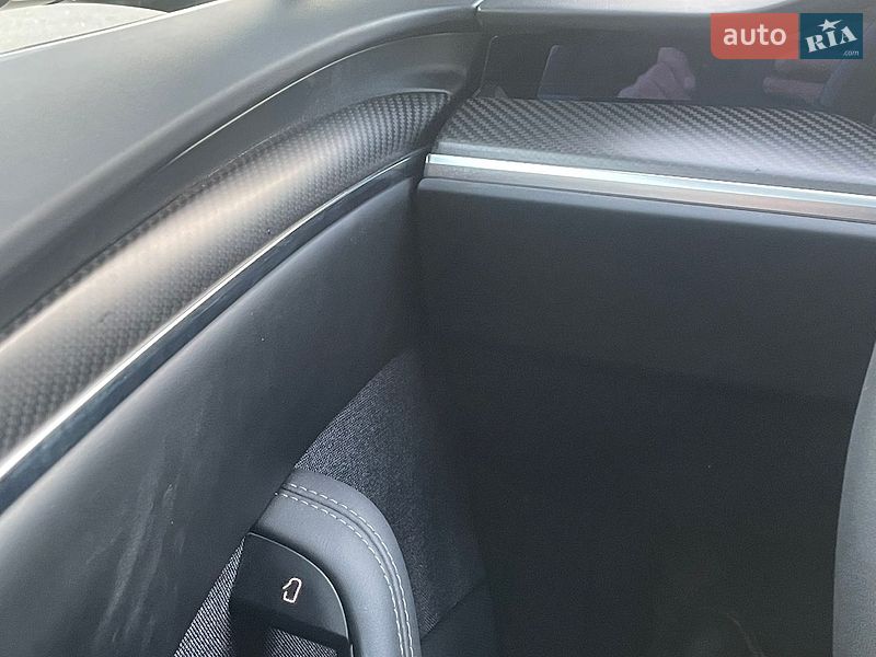 Ліфтбек Tesla Model S 2022 в Києві
