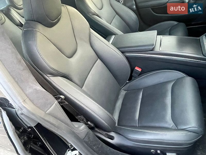 Ліфтбек Tesla Model S 2022 в Києві