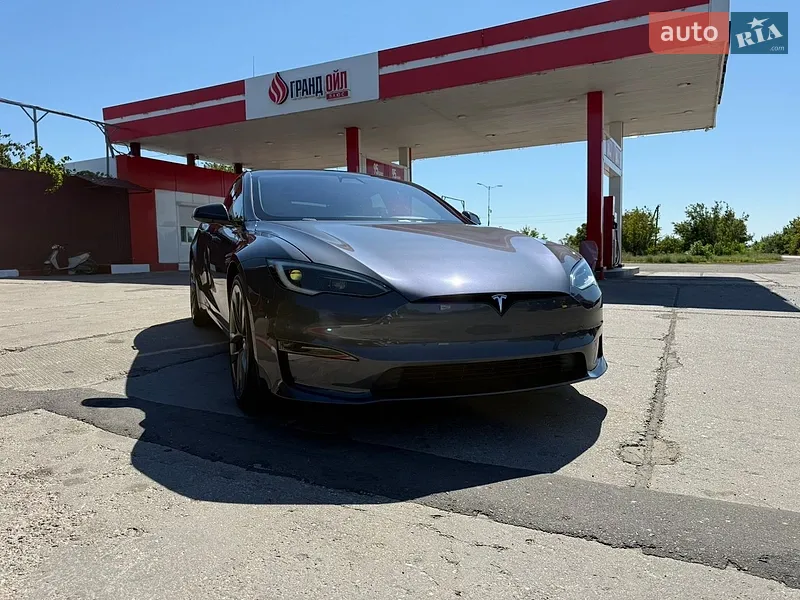 Tesla Model S