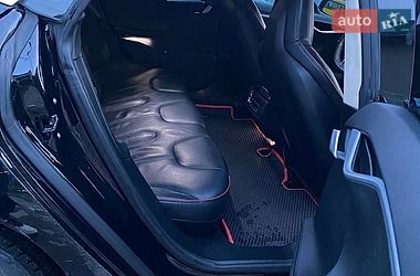Лифтбек Tesla Model S 2013 в Львове