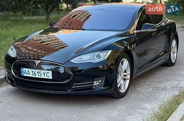 Tesla Model S  2014